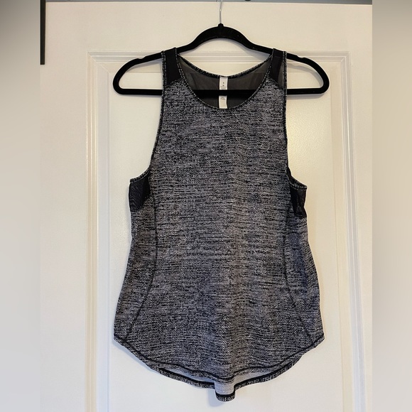 Lululemon Sculpt Tanktop - Picture 1 of 4